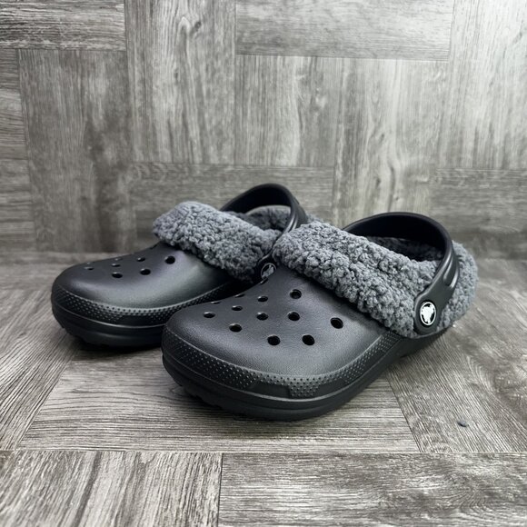CROCS Classic Blitzen IV Kids size 12 Black Fleece Lined Clogs - Picture 5 of 9